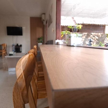 Mayeka Transit Hostel Bandara Internasional Lombok Praya Ngoại thất bức ảnh