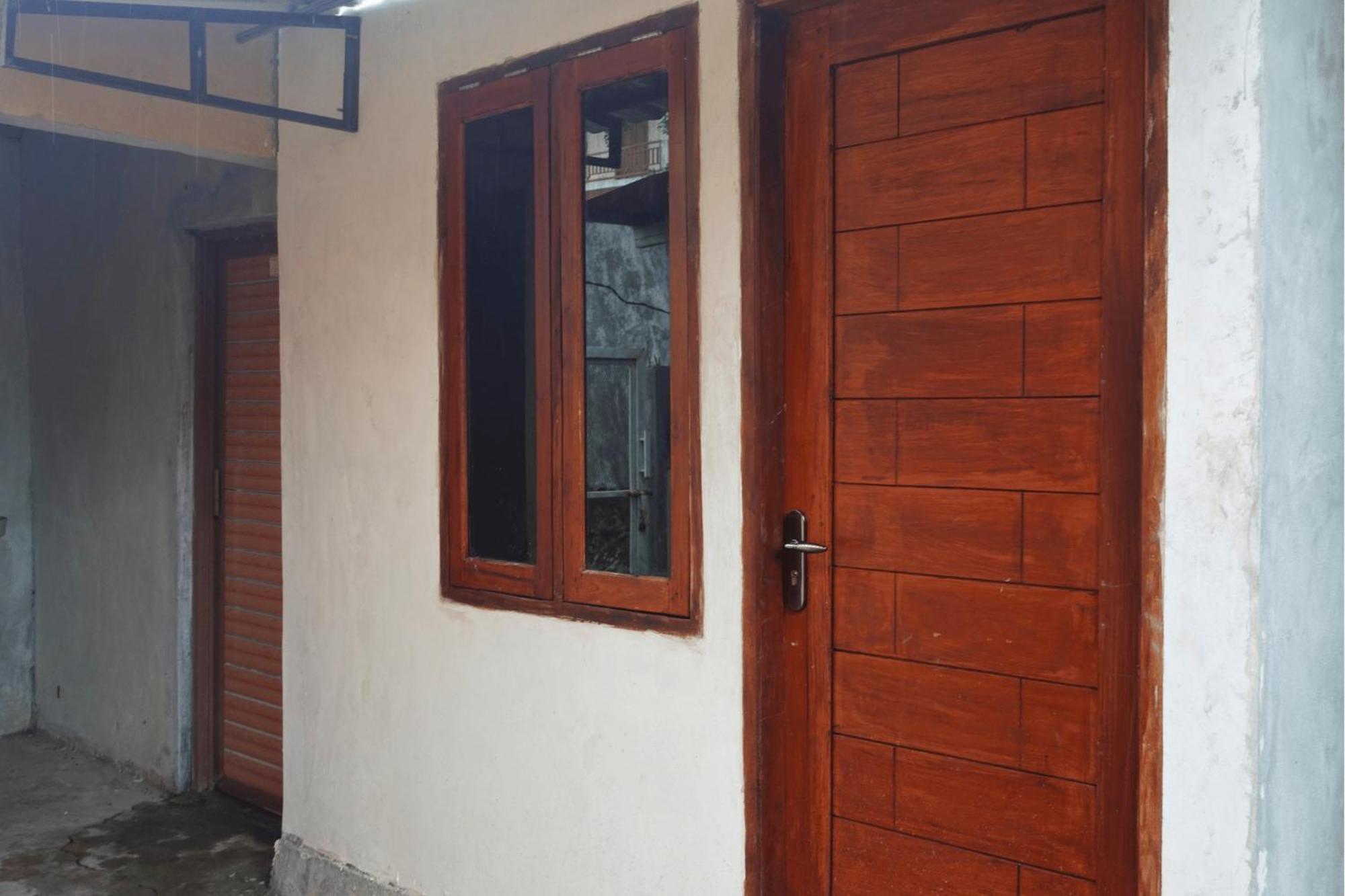 Mayeka Transit Hostel Bandara Internasional Lombok Praya Ngoại thất bức ảnh