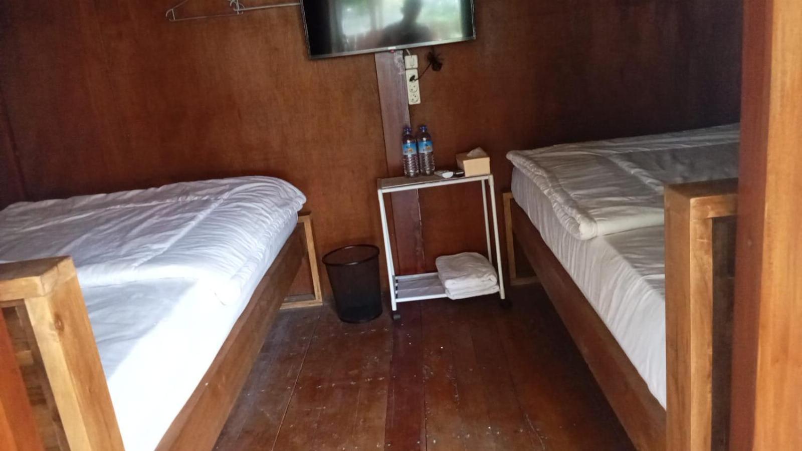 Mayeka Transit Hostel Bandara Internasional Lombok Praya Phòng bức ảnh