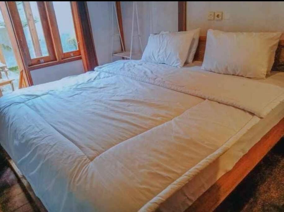 Mayeka Transit Hostel Bandara Internasional Lombok Praya Ngoại thất bức ảnh