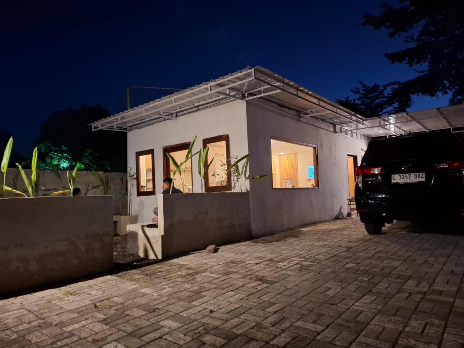 Mayeka Transit Hostel Bandara Internasional Lombok Praya Ngoại thất bức ảnh